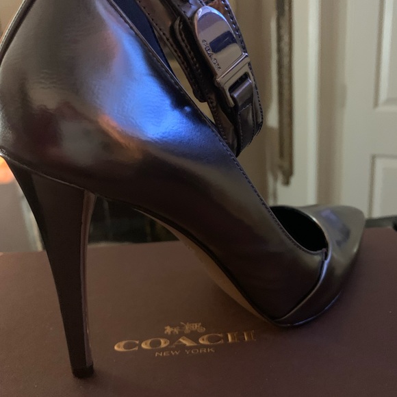 Coach Matt metal color - Picture 3 of 6